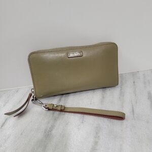 Vera Bradley Olive Wristlet Wallet